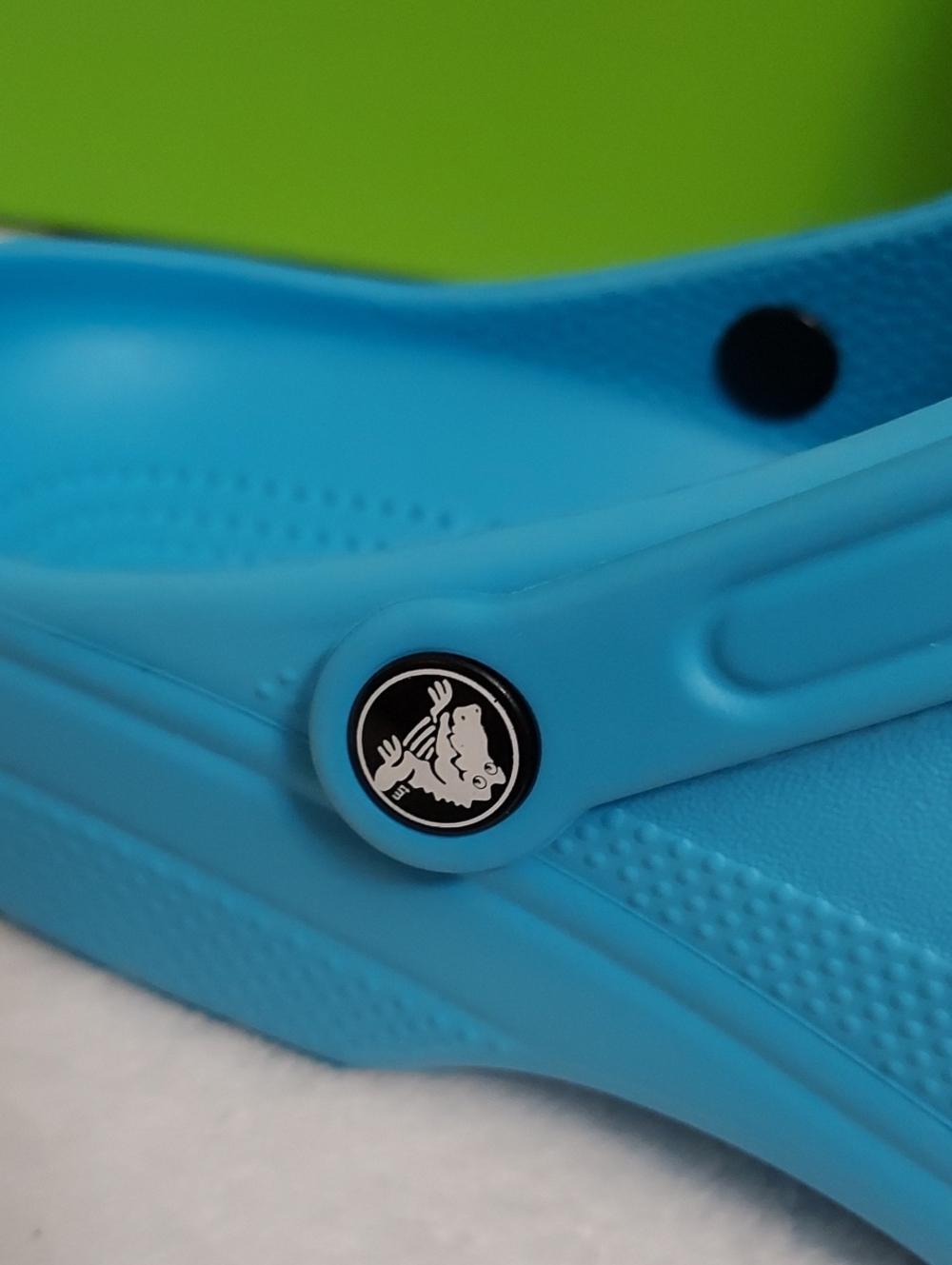 Mens Crocs - Picture 3 of 9